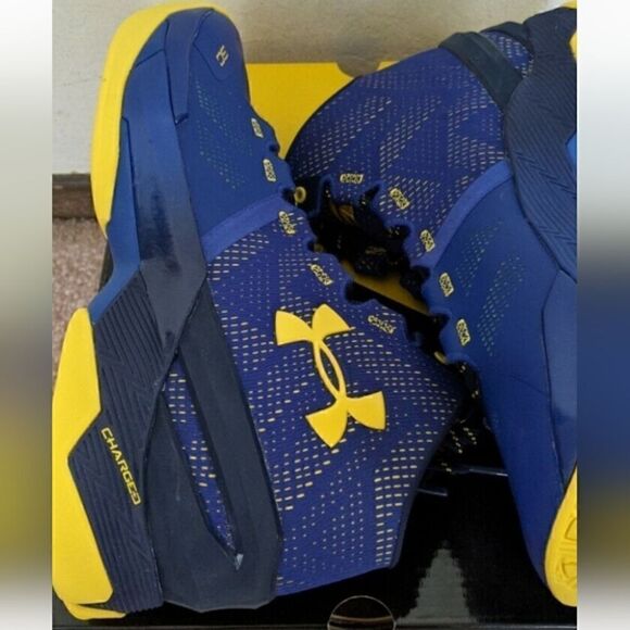 NWT UA CURRY 2 DUB NATION Size 12 Basketball - Picture 3 of 14